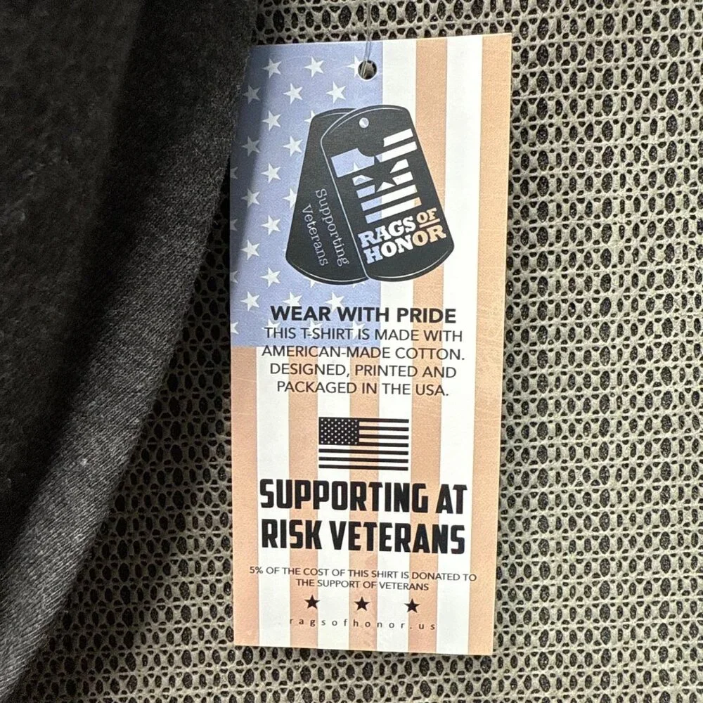 Rags Of Honor Size S Charcoal Gray T-Shirt With Camo American Flag Design - Picture 5 of 6